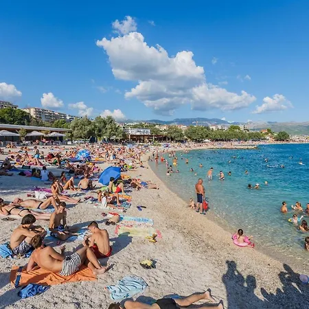 Apartment With A Parking Space - 15769 Split