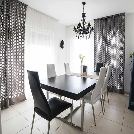 Appartamento With A Parking Space - 15769