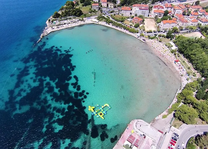 With A Parking Space - 15769 아파트 *